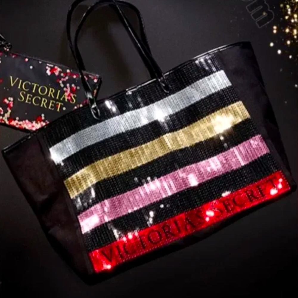 NEW VICTORIA'S SECRET BLING STRIPE SEQUINS CARRYALL TOTE & MATCHING WRISTLET SET